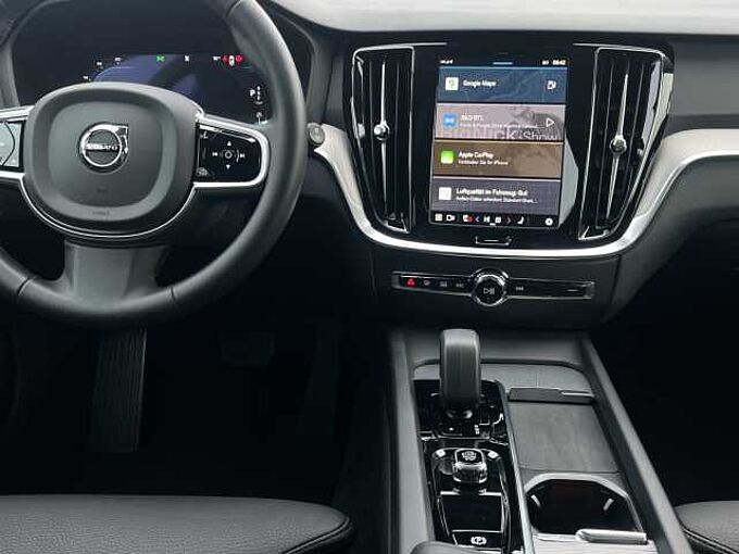 Volvo V60 B4 Plus Dark/Navi/LED/Pano/360K/BLIS/19Zoll