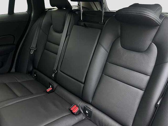 Volvo V60 B4 Plus Dark/Navi/LED/Pano/360K/BLIS/19Zoll