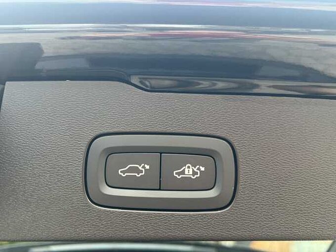 Volvo V60 B4 Plus Dark/Navi/LED/Pano/360K/BLIS/19Zoll