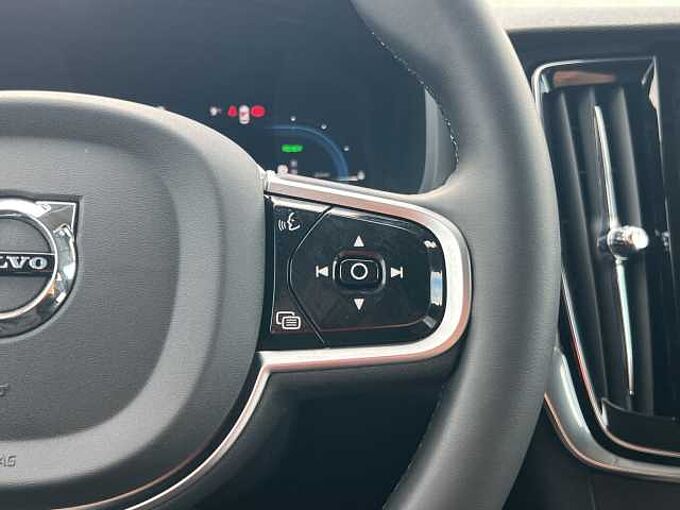 Volvo V90 T6 Plus Dark Plug-In Hybrid AWD/Standz/360K