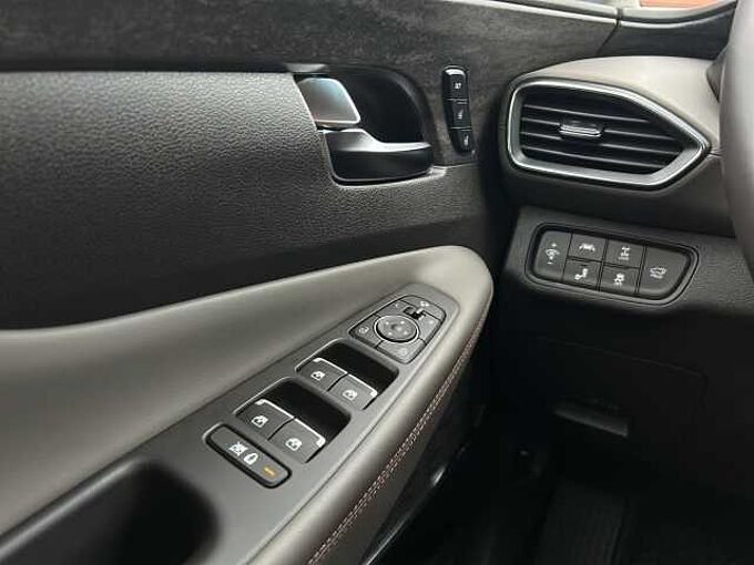 Hyundai Santa Fe Premium 4WD/Leder/Navi/LED/Pano/Krell
