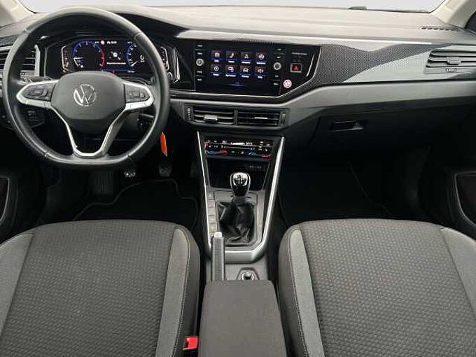 Volkswagen Polo 1.0 TSI Life/Navi/LED/Park-Assist/GJR/SHZ