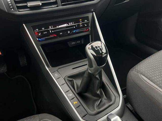 Volkswagen Polo 1.0 TSI Life/Navi/LED/Park-Assist/GJR/SHZ