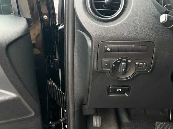 Mercedes-Benz Vito Tourer 116 CDI Pro extralang/AHK/Navi/9-S.