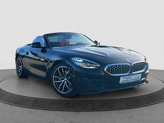 BMW Z4 sDrive 20i Sport Line/Leder/Navi/LED/SHZ/LHZ