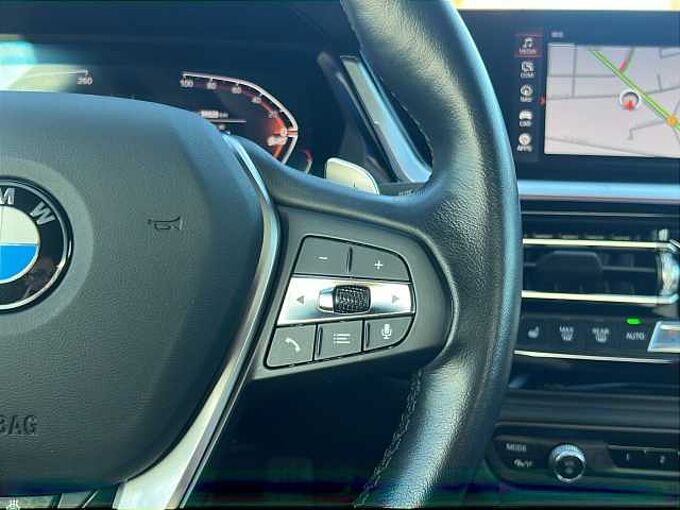 BMW Z4 sDrive 20i Sport Line/Leder/Navi/LED/SHZ/LHZ