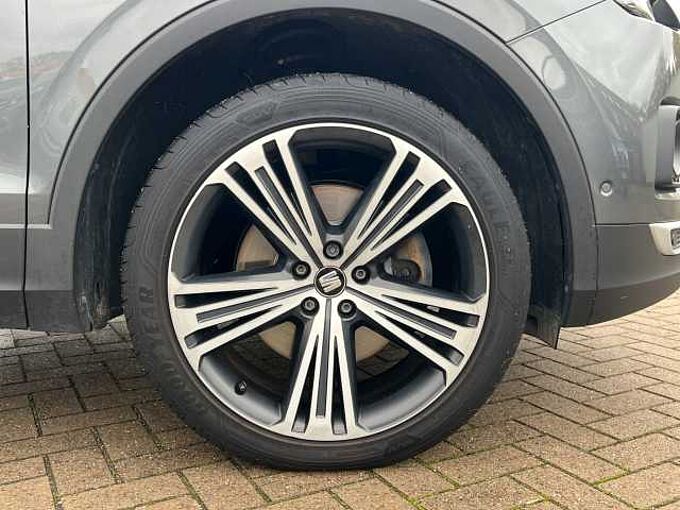 SEAT Tarraco Xcellence 4Drive/7-Sitzer/AHK/StHz/DCC