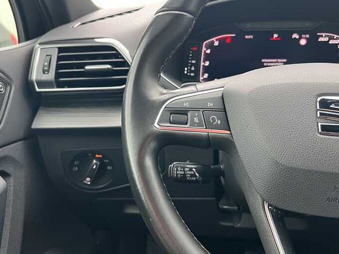 SEAT Tarraco Xcellence 4Drive/7-Sitzer/AHK/StHz/DCC