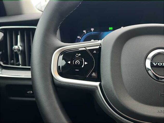 Volvo V60 B4 Plus Dark/Pano/360K/BLIS/19Zoll/Keyless