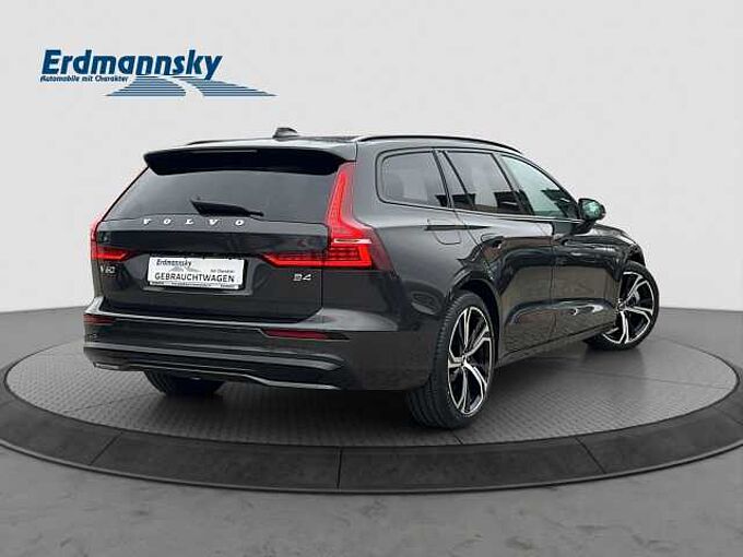 Volvo V60 B4 Plus Dark/Pano/360K/BLIS/19Zoll/Keyless