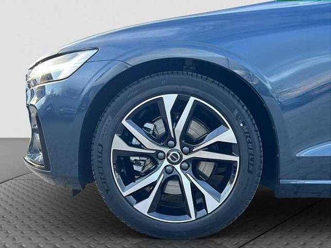 Volvo V60 B4 Plus Dark/el. Sitze/LED/360K/LHZ/Keyless