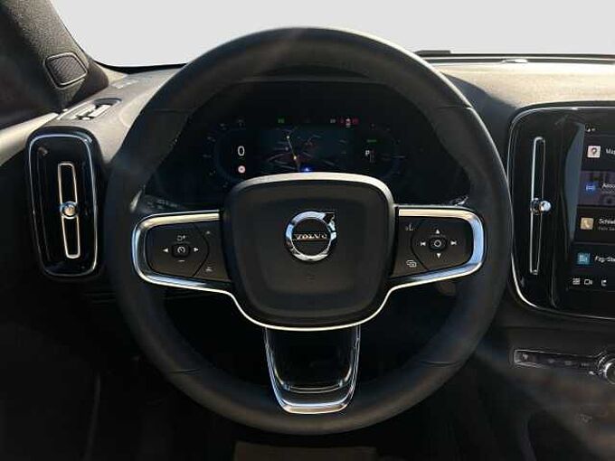 Volvo XC40 Core Pure Electric/Navi/LED/AHK/StHz/19Zoll
