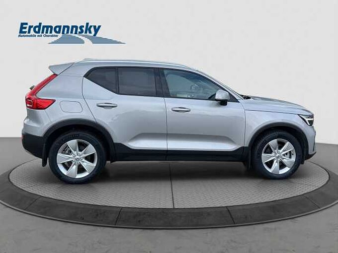 Volvo XC40 B4 Core/Navi/LED/AHK/Standhz/Kam/BLIS/el.HK