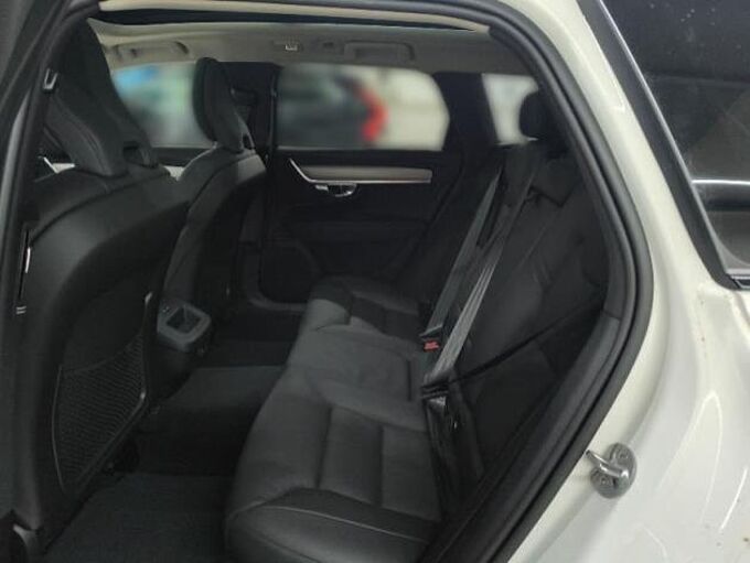 Volvo V90 Cross Country B4 AWD Plus/StdHz/Pano/Alu20Z