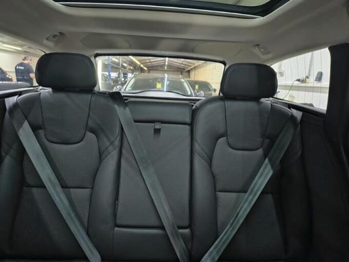 Volvo V90 Cross Country B4 AWD Plus/StdHz/Pano/Alu20Z