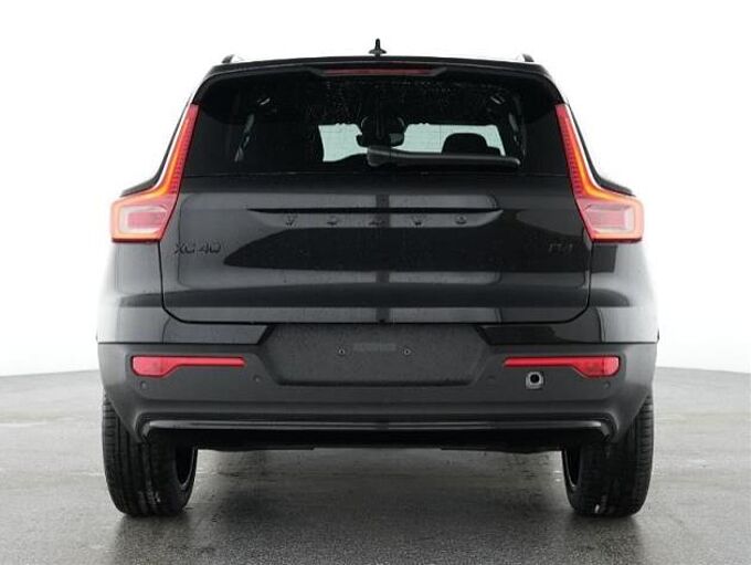 Volvo XC40 B4 Plus Black Edition/Pano/360K/el.Sitze/20