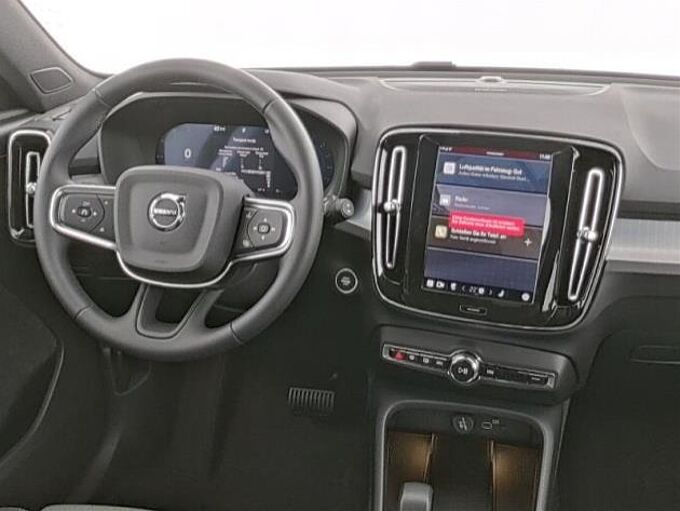 Volvo XC40 B4 Plus Black Edition/Pano/360K/el.Sitze/20