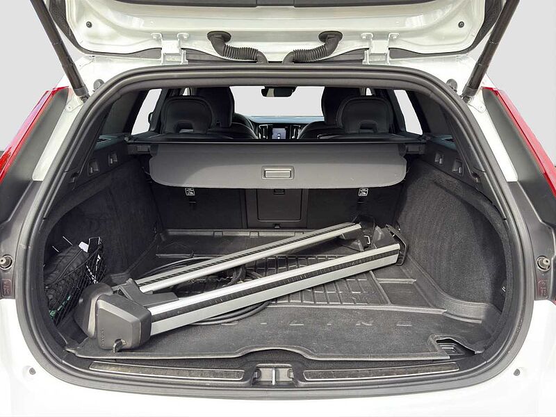 Volvo V60 T8 R-Design Plug-In Hybrid/AHK/360K/Headup