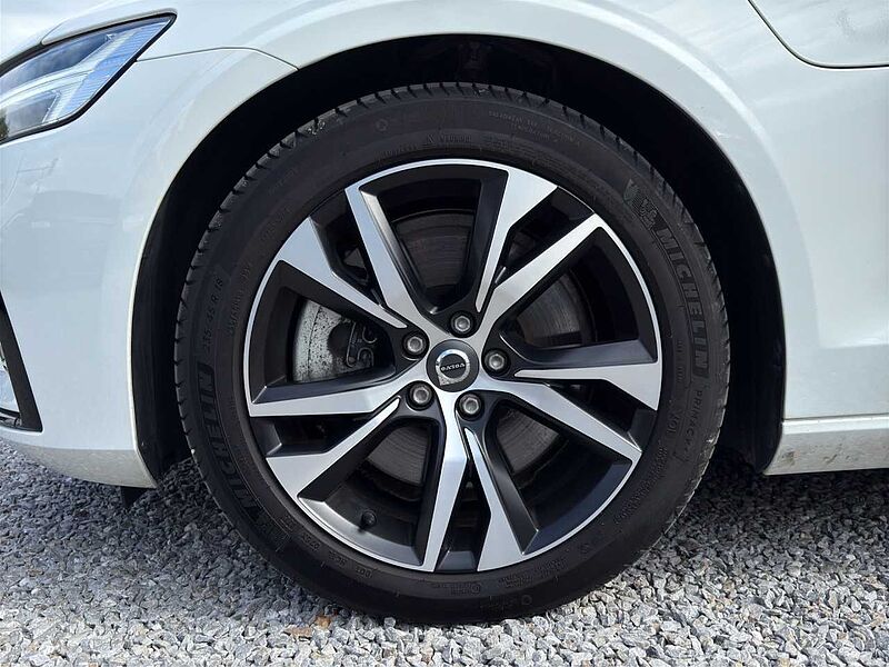 Volvo V60 T8 R-Design Plug-In Hybrid/AHK/360K/Headup