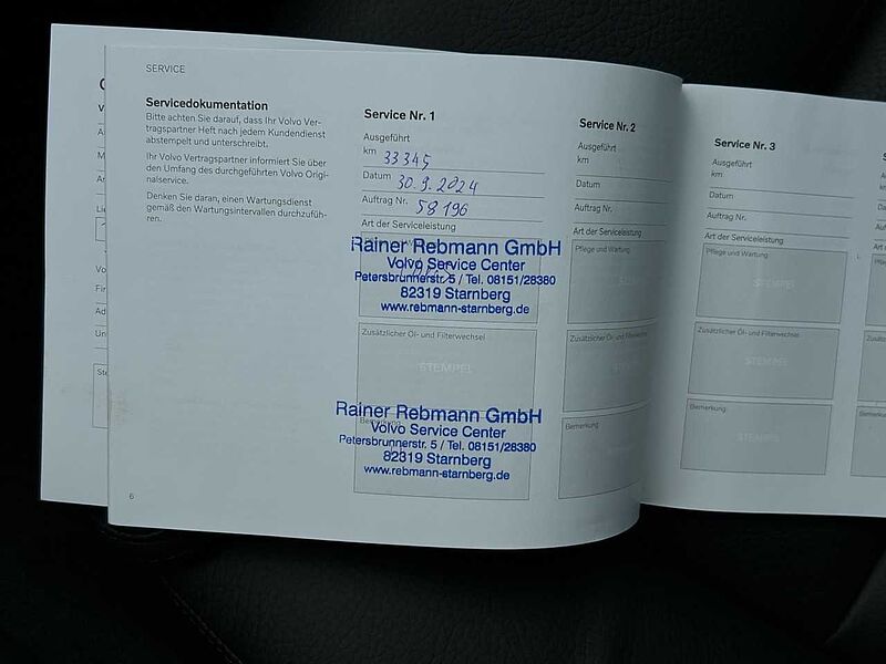 Volvo V60 B4 Plus Dark/Leder/Navi/LED/AHK/Kamera/DAB