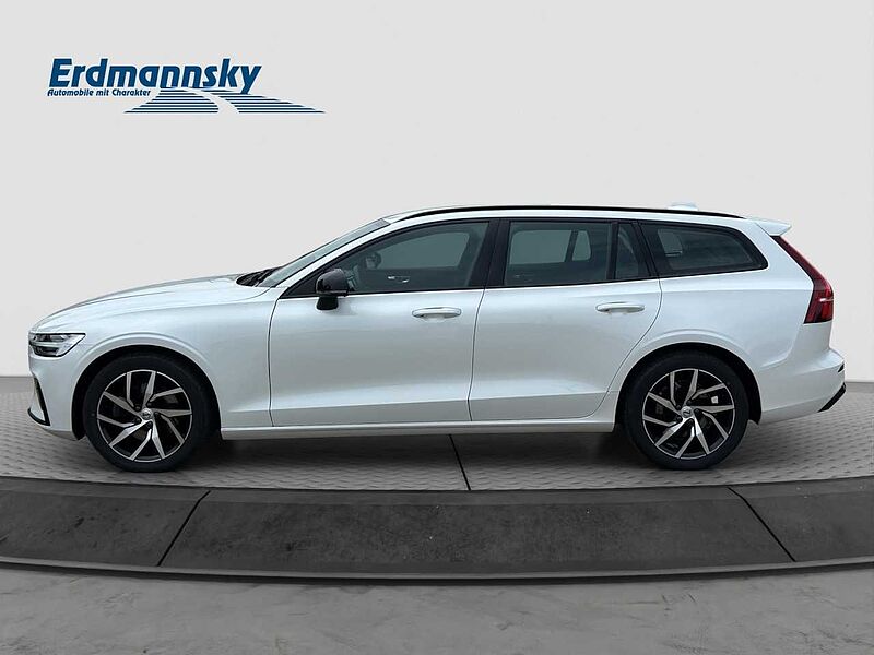 Volvo V60 B4 Plus Dark/Leder/Navi/LED/AHK/Kamera/DAB