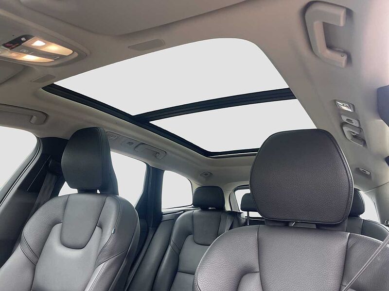 Volvo XC60 B4 Inscription/Leder/Navi/LED/Pano/Kamera