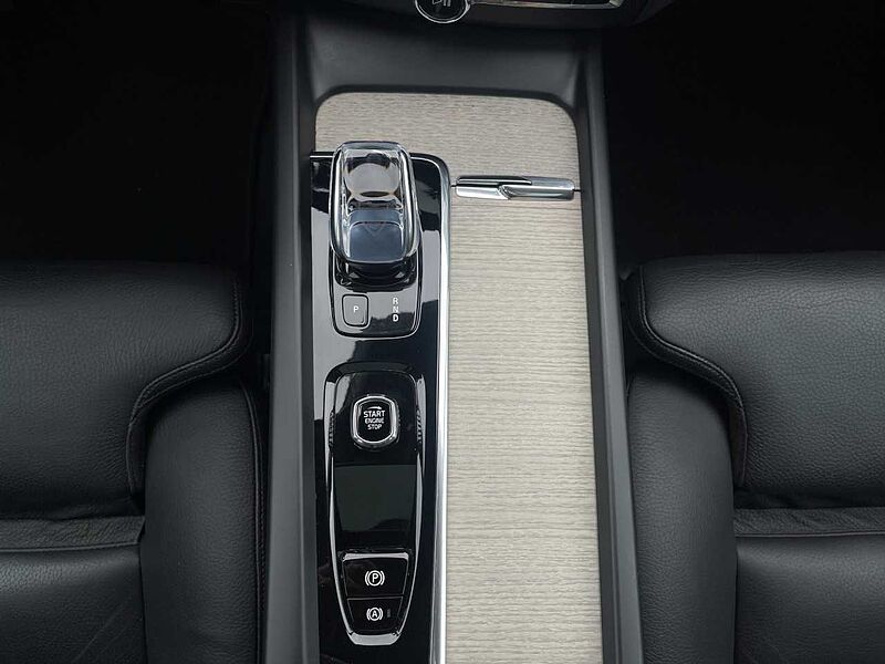 Volvo XC60 B4 Inscription/Leder/Navi/LED/Pano/Kamera