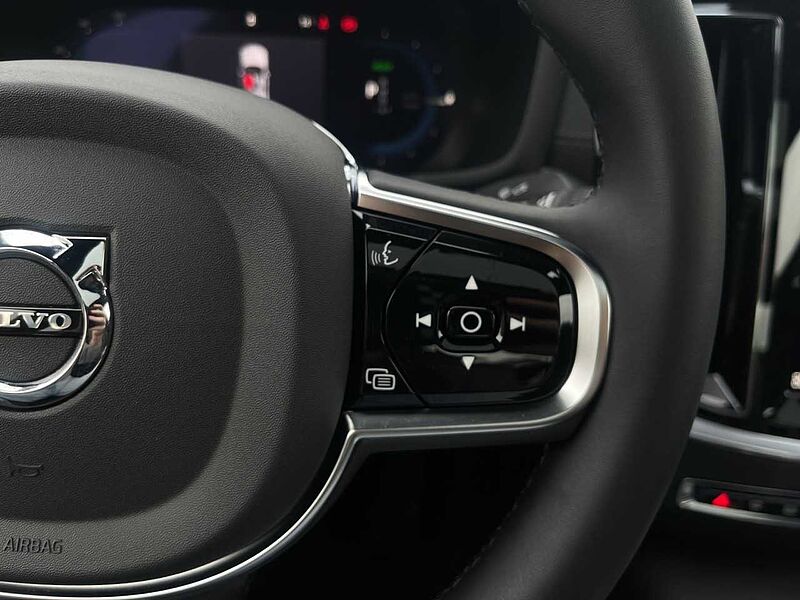 Volvo S60 T8 Ultimate Dark Plug-In Hybrid/Pano/360Kam