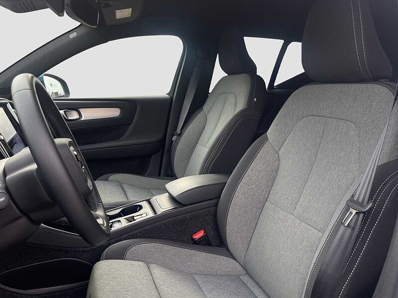 Volvo XC40 B3 Core/Navi/LED/360Kam/hzb. LK/SHZ//Euro 6E