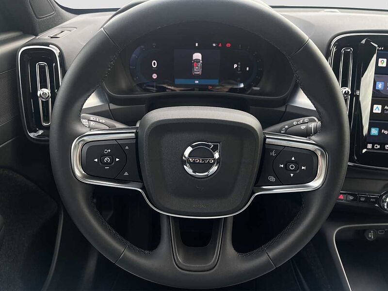 Volvo XC40 B3 Core/Navi/LED/360Kam/hzb. LK/SHZ//Euro 6E