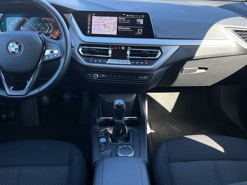 BMW 118d Advantage/R-Kam/SHZ/LED/Parkassist/Tempomat 118