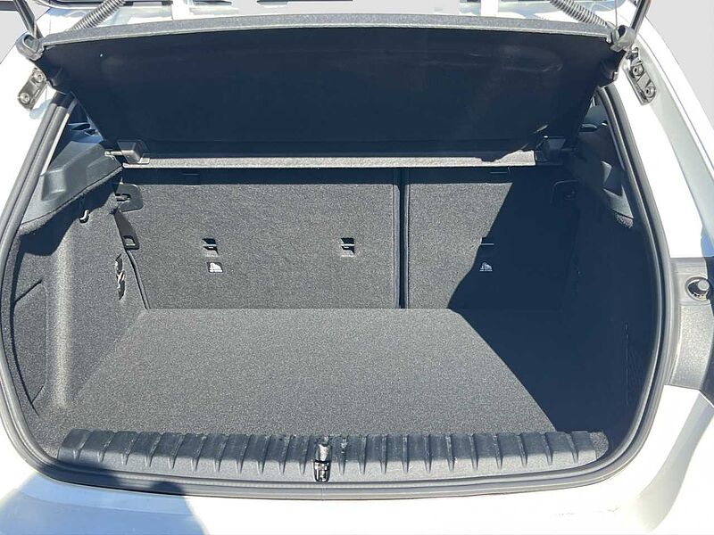 BMW 118d Advantage/R-Kam/SHZ/LED/Parkassist/Tempomat 118