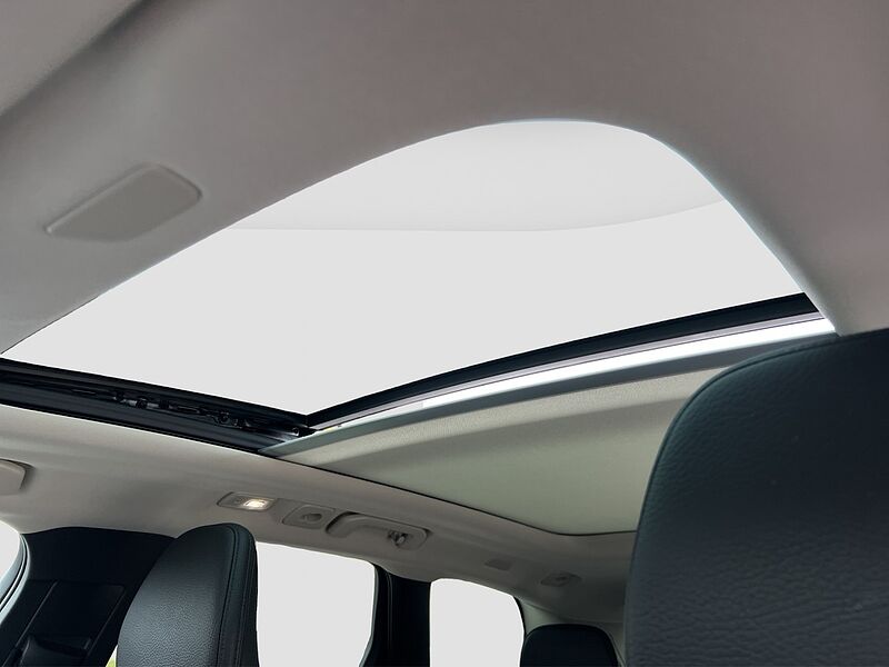 Volvo XC60 T6 Inscription Expr. Plug-In Hybr/Pano/StHz