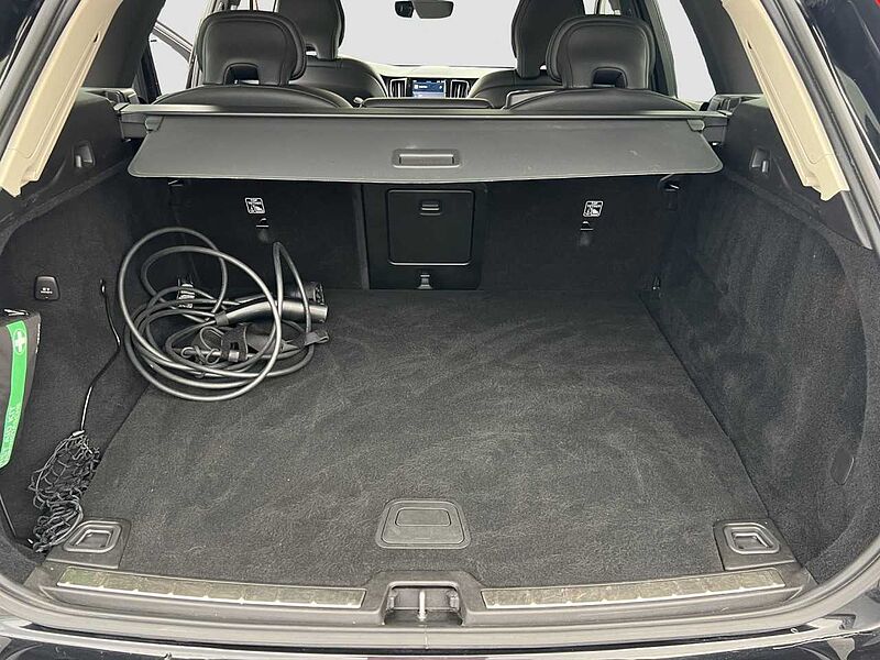 Volvo XC60 T6 Inscription Expr. Plug-In Hybr/Pano/StHz
