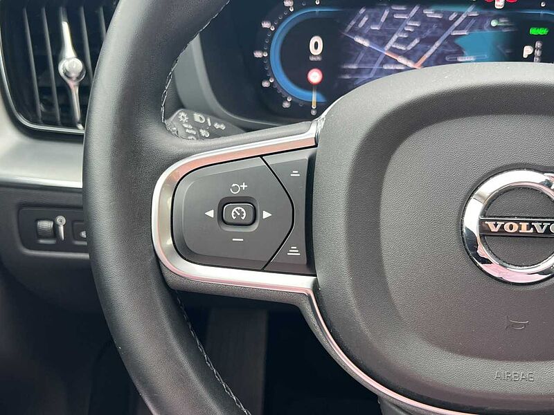 Volvo XC60 T6 Inscription Expr. Plug-In Hybr/Pano/StHz