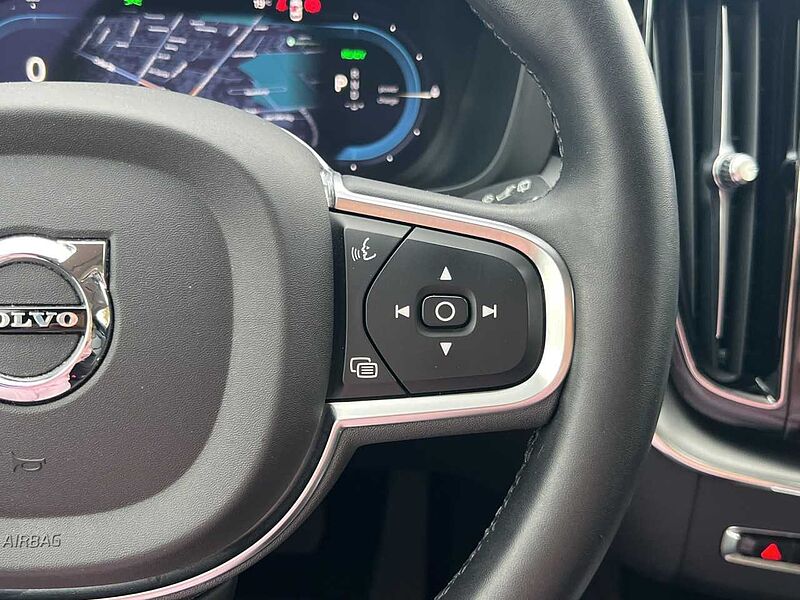 Volvo XC60 T6 Inscription Expr. Plug-In Hybr/Pano/StHz