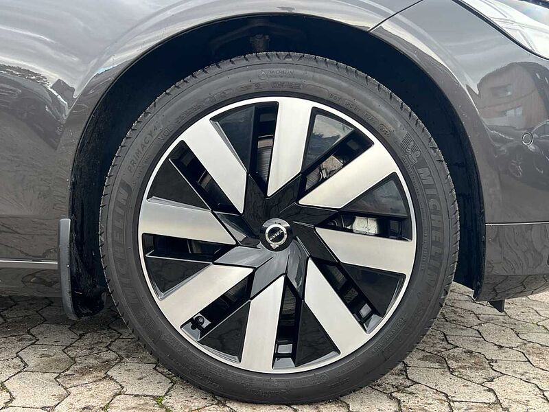 Volvo V90 T6 Plus Dark Plug-In Hybrid AWD/Standz/360K