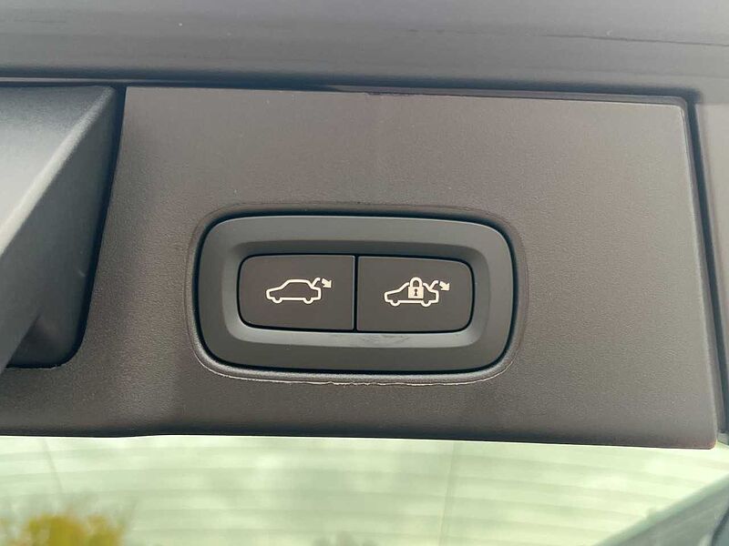 Volvo V90 T6 Plus Dark Plug-In Hybrid AWD/Standz/360K