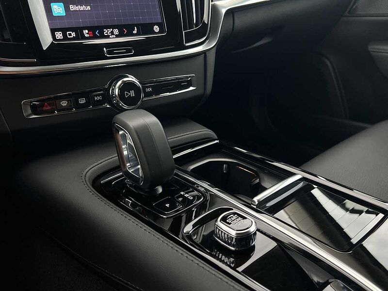 Volvo V90 T6 Plus Dark Plug-In Hybrid AWD/Standz/360K