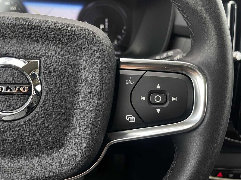 Volvo XC40 T5 Ultimate Dark Plug-In Hybrid/Pano/360Kam