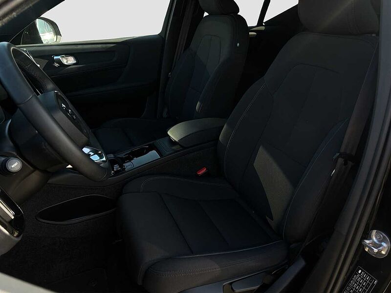 Volvo XC40 Core Pure Electric/Navi/LED/AHK/StHz/19Zoll