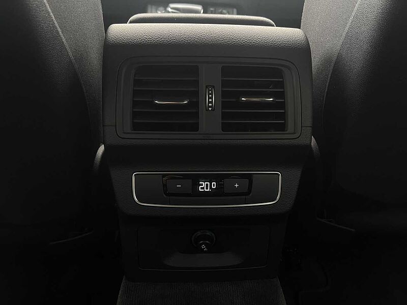 Audi Q5 40 2.0 TDI quattro S-line/AHK/Bus. -Paket/MMI