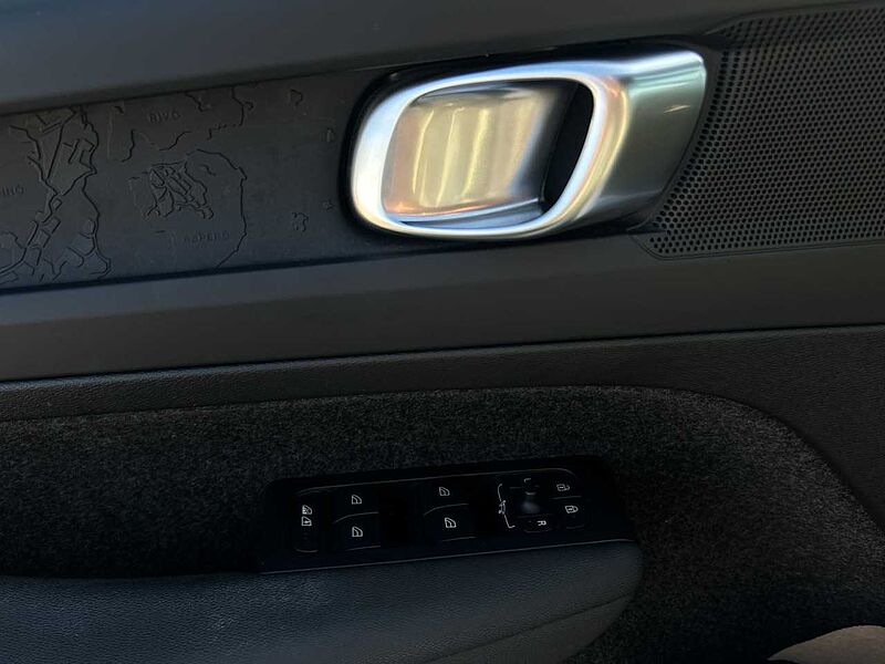 Volvo XC40 Pure Electric Core Recharge/Navi/LHZ/AHK