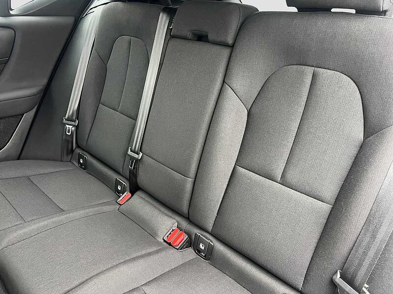 Volvo XC40 T4 Essential Plug-In Hybrid/SHZ/Navi/R-Kam