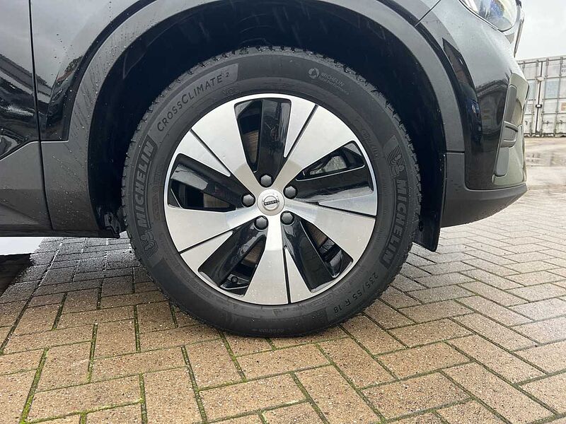 Volvo XC40 T4 Essential Plug-In Hybrid/SHZ/Navi/R-Kam