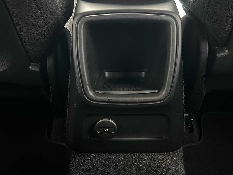 Volvo XC40 T4 Essential Plug-In Hybrid/SHZ/Navi/R-Kam