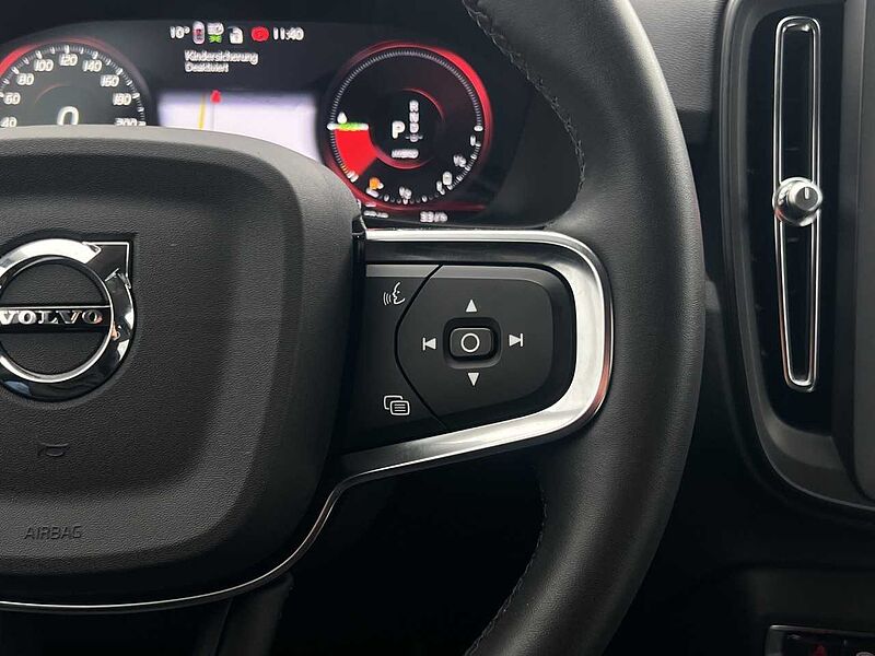 Volvo XC40 T4 Essential Plug-In Hybrid/SHZ/Navi/R-Kam