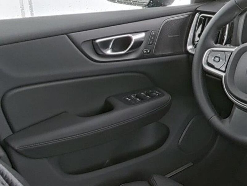 Volvo V60 B4 Plus Dark/el. Sitze/LED/360K/LHZ/Keyless