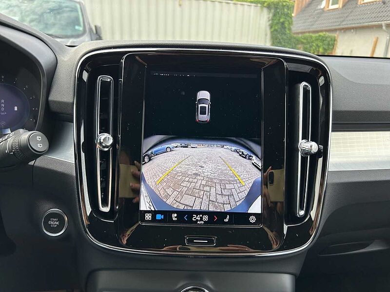 Volvo XC40 B4 Core/Navi/LED/AHK/Standhz/Kam/BLIS/el. HK