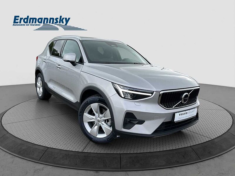 Volvo XC40 B4 Core/Navi/LED/AHK/Standhz/Kam/BLIS/el. HK